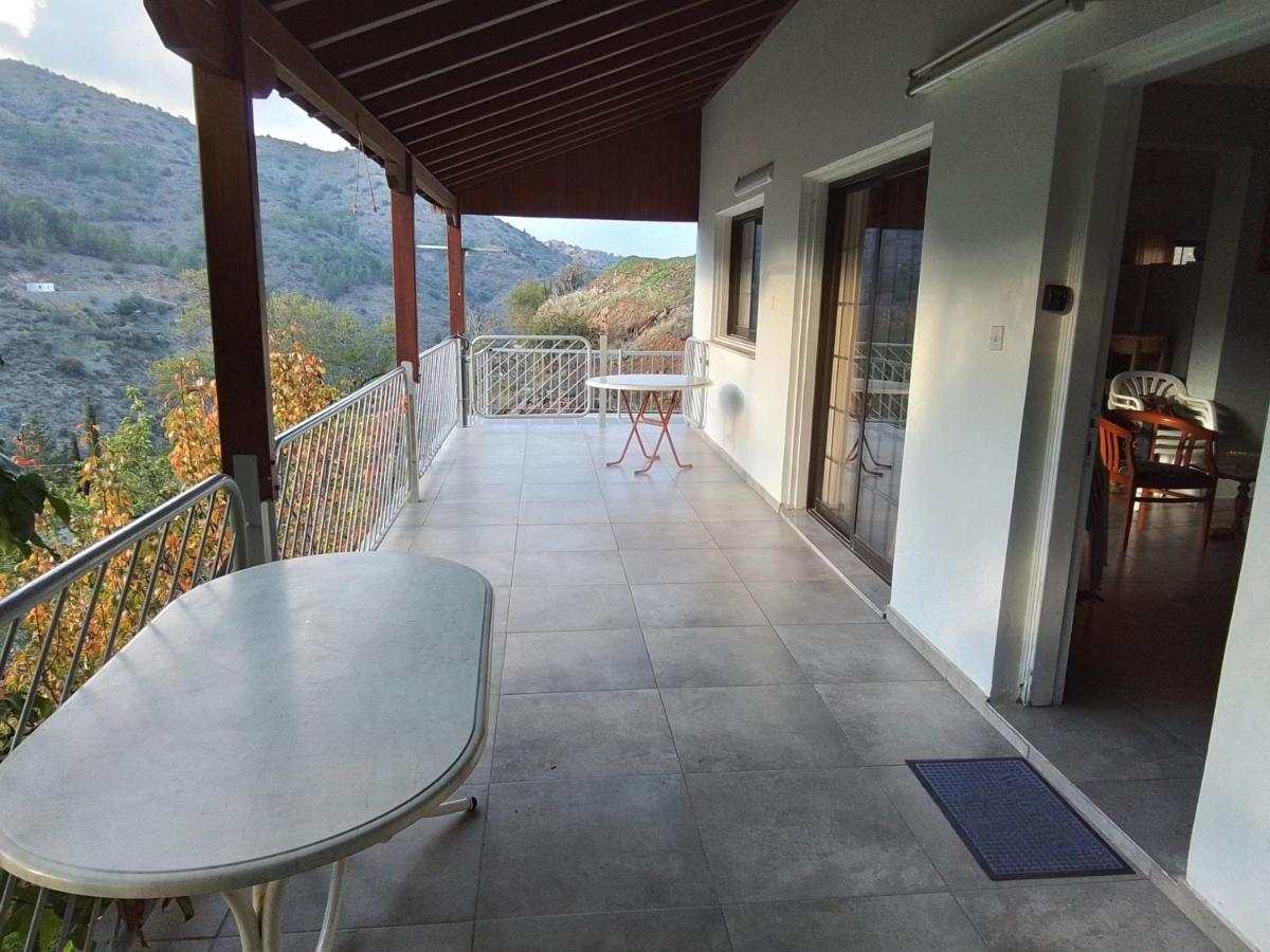 Kampi Double Storey House In The Village Nikosia Exterior foto